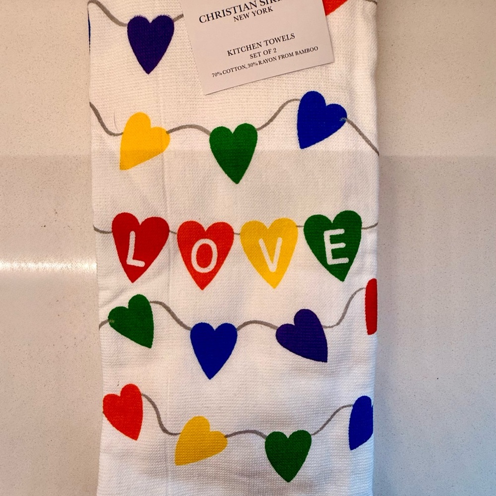 NWT Christian Siriano Multicolor Heart Kitchen Towels LGBTQ Pride, Heart/Love